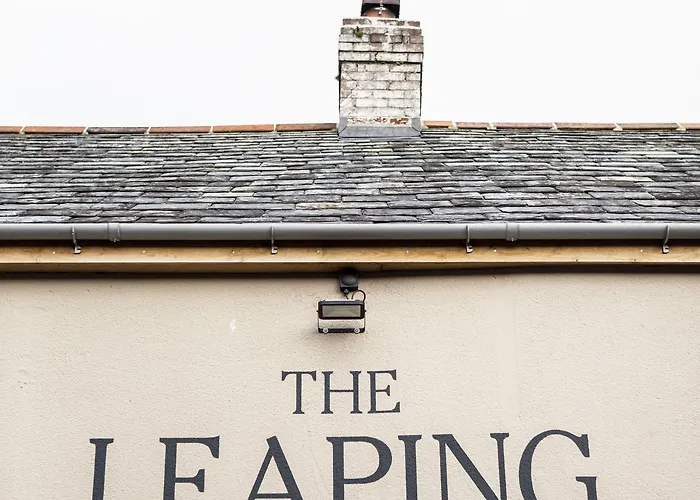 The Leaping Salmon Hotel Yelverton