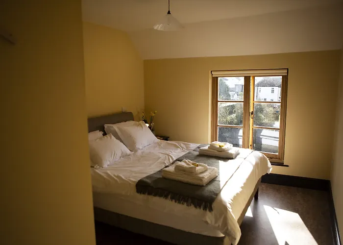 The Leaping Salmon Hotel Yelverton