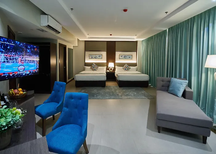 J7 Plaza Hotel Iloilo City