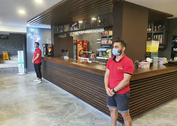 Karikatür Bi Hotel Alanya