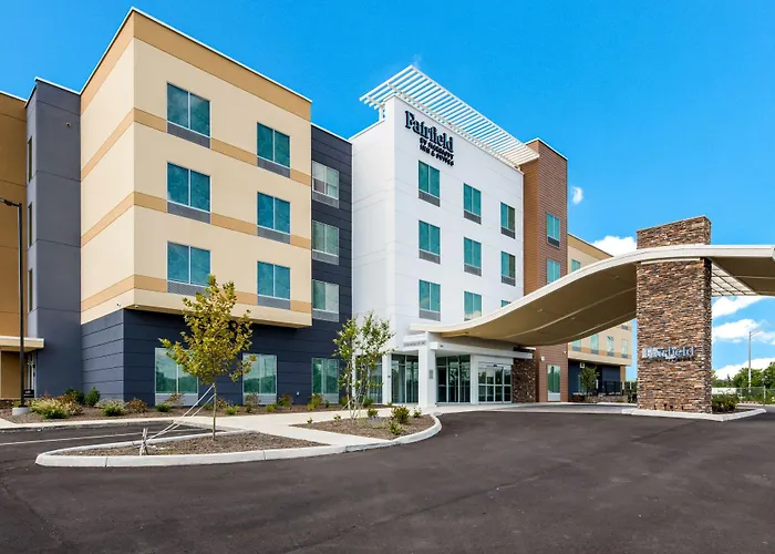 Fairfield By Marriott Inn & Suites Knoxville Clinton