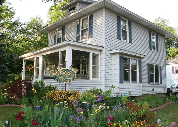 Serendipity Bed And Breakfast Saugatuck