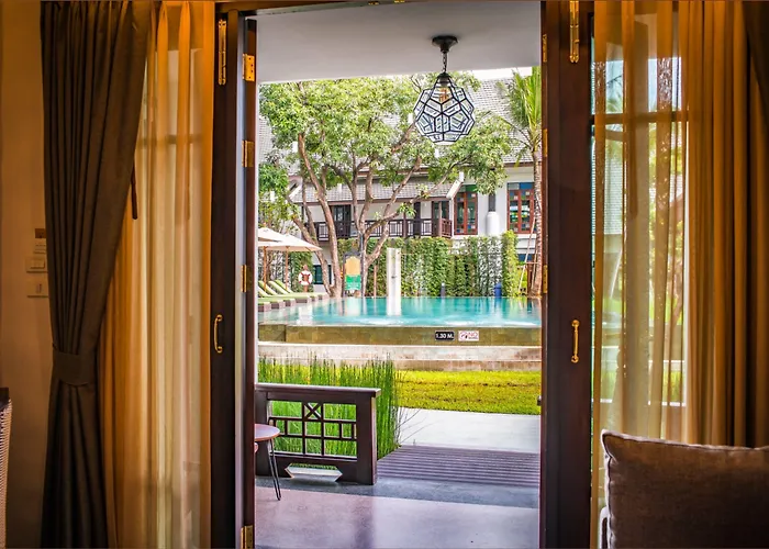 โรงแรม สมายล์ ล้านนา  เชียงใหม่