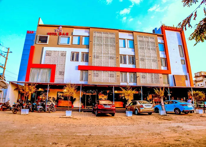 Tgi Insignia Hotel Bhopal
