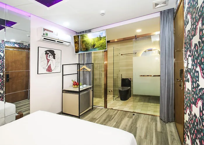 Eros Hotel - Love Hotel Ho Şi Min