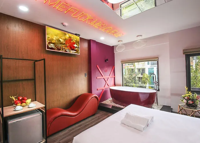 Eros Hotel - Love Hotel Ho Şi Min