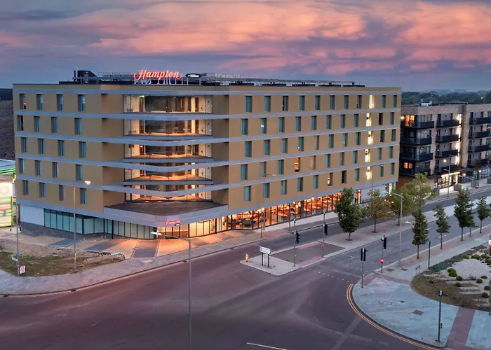 Hotel Hampton By Hilton Ashford International