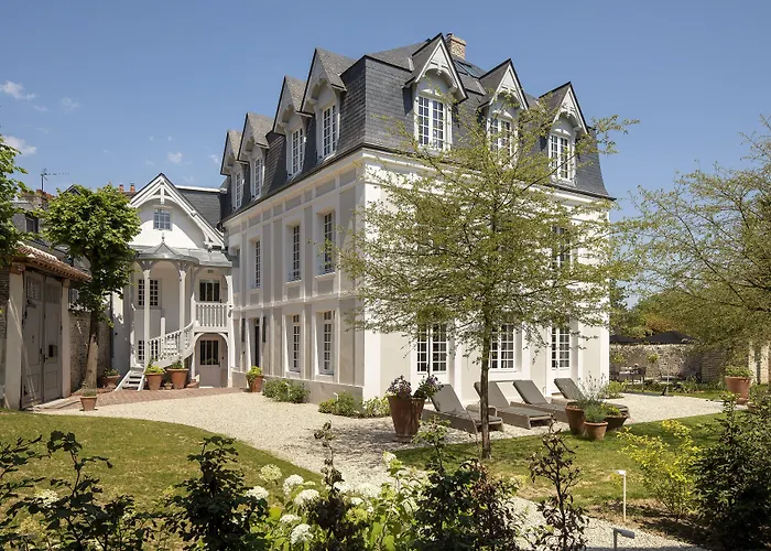 Hotel Saint-Delis - La Maison Du Peintre - Relais & Chateaux Honfleur