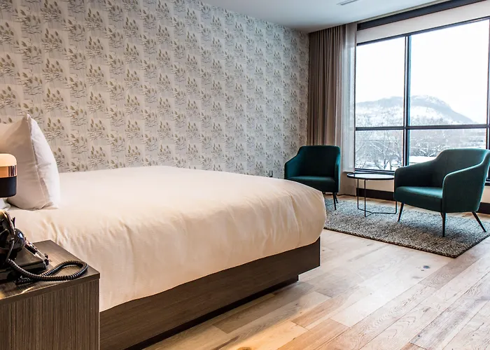Hew & Draw Hotel Corner Brook