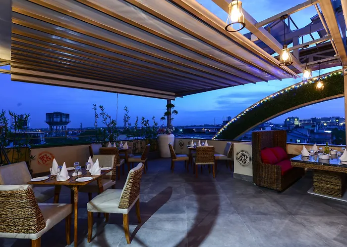 Hotel Atishay Bhopal