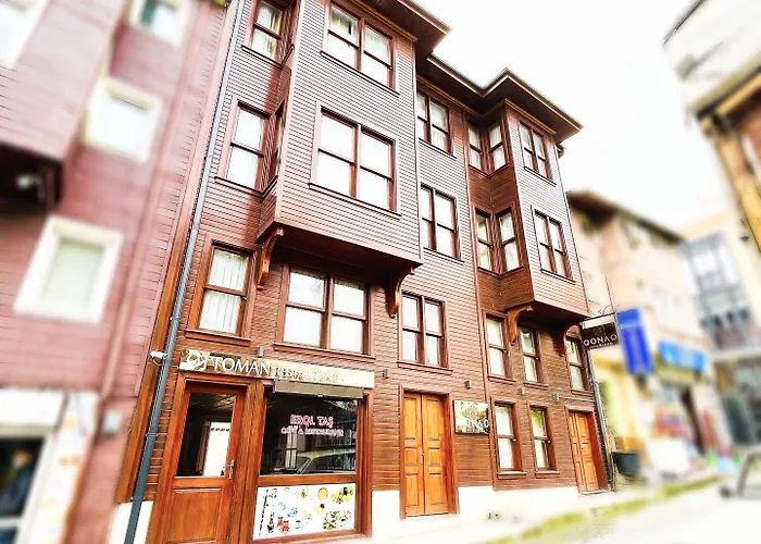 Qonaq Hotel & Suites İstanbul