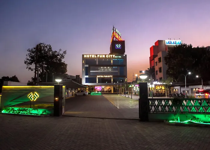 Hotel Fun City Navsari