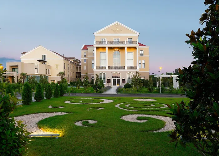 Hotel Tresor Le Palais Timisoara, Curio Collection By Hilton