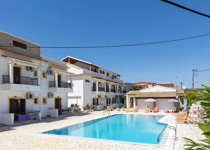 Dora Pool Studios By Konnect,150M From The Beach Agios Georgios 