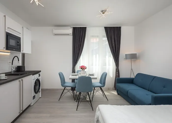 Luxury Studios & Rooms Seven Split