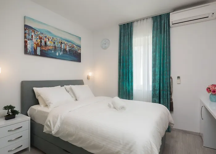 Luxury Studios & Rooms Seven Split
