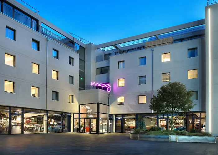 Hotel Moxy Sion