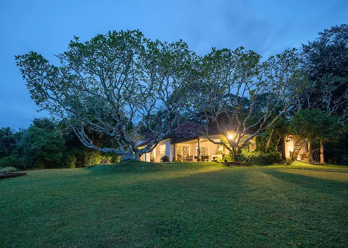 Lunuganga Estate Hotel Bentota