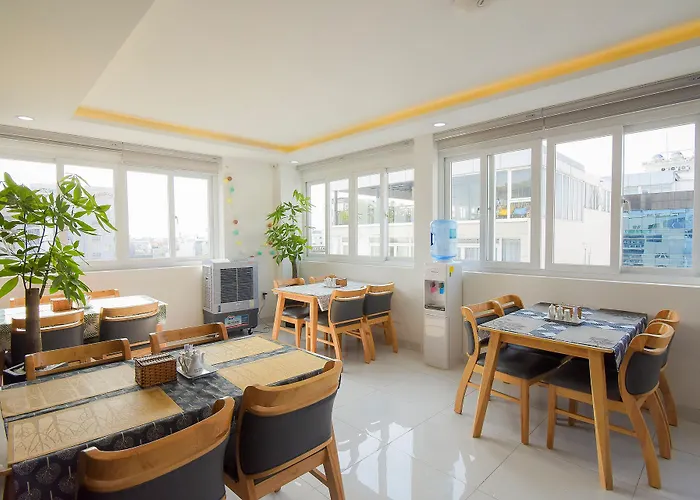 Hera Hotel Airport Ho Chi Minh City