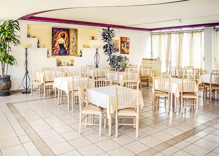 Alexandros Hotel Sisi