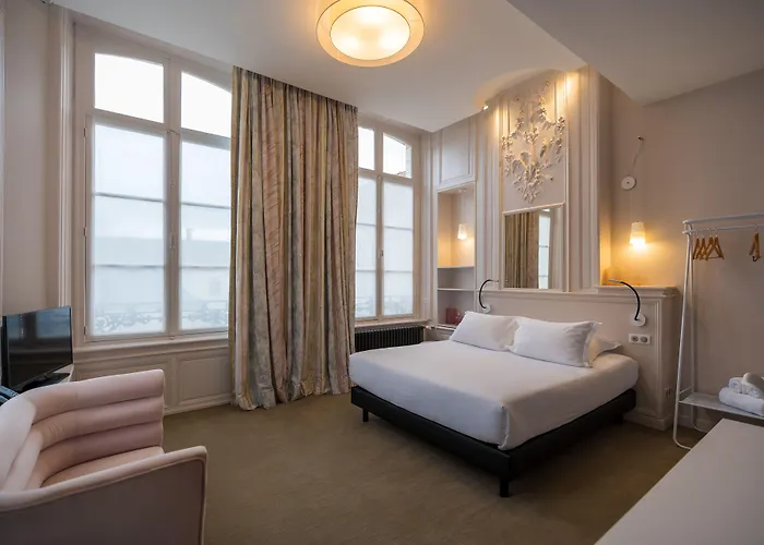 Hôtel Loysel le Gaucher Montreuil 