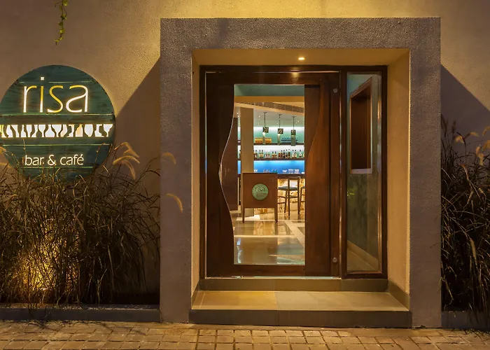 Hotel Hilltone Mount Abu