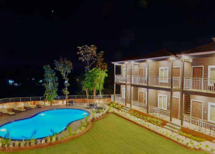 Aurum Resorts Morjim, 500 Meters From Beach