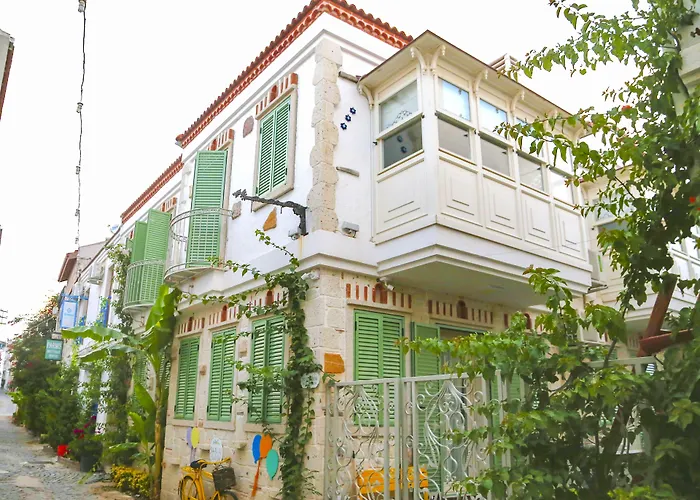 Bellapais 58 Luxury Çeşme Otel