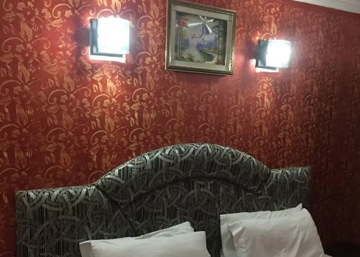 Hotel Drive Inn Mussoorie