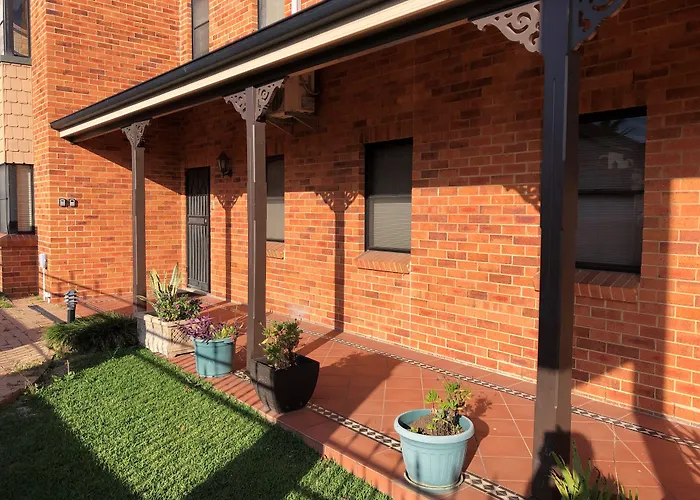 Hanbury Lodge Newcastle
