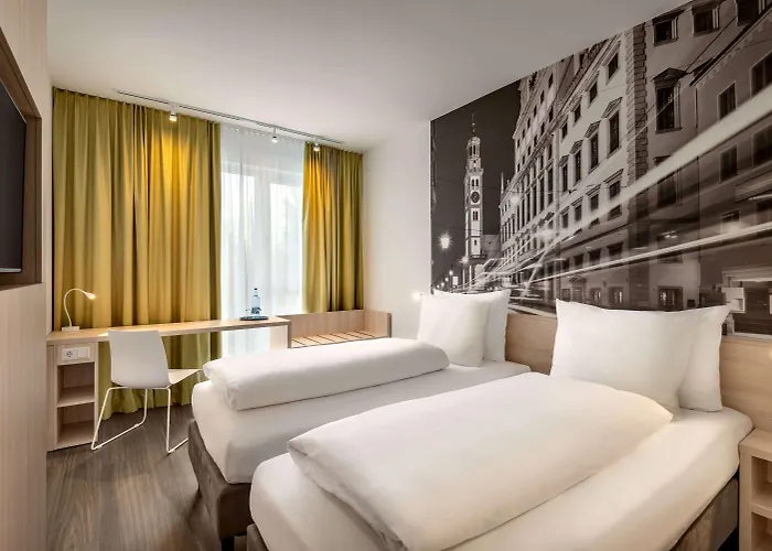 Super 8 By Wyndham Augsburg Hotel