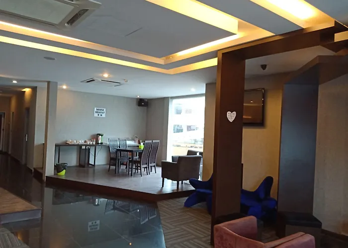 Newland Hotel Johor Bahru