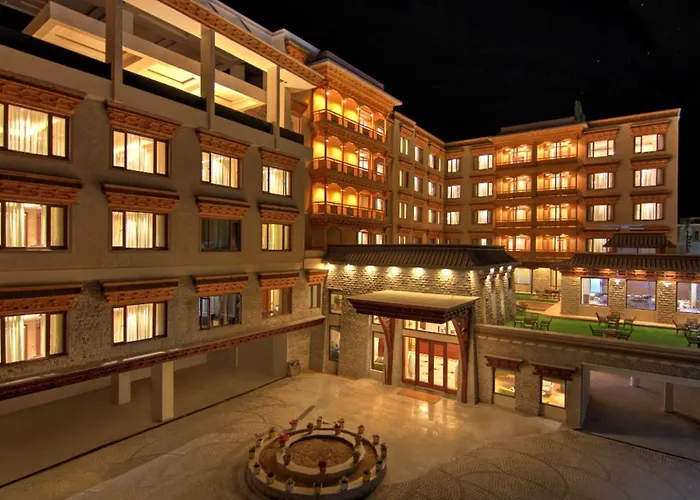 The Abduz Hotel Leh