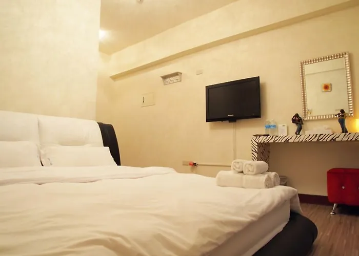Love Fengjia Colorful Hotel Taichung