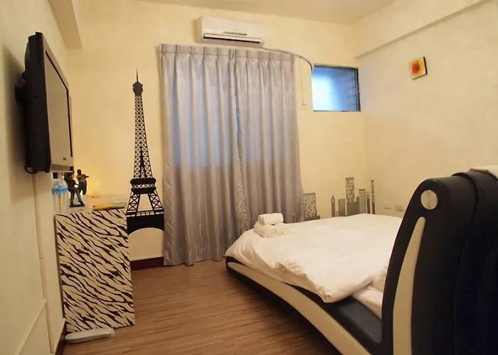 Love Fengjia Colorful Hotel Taichung