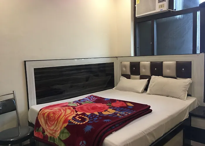 Hotel Hansa Palace Kanpur
