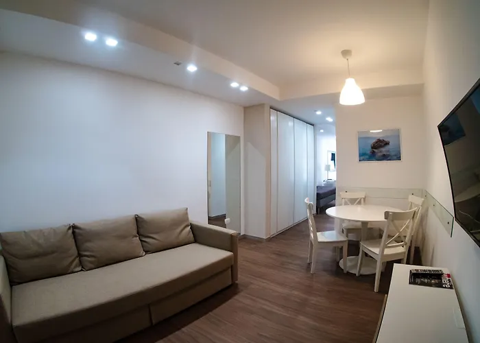 Prestige Rooms Chiaia Naples