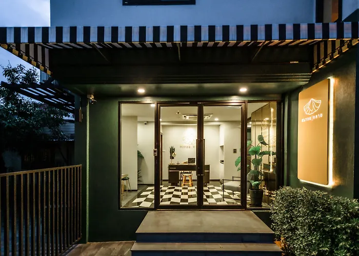Klyde Boutique - Chatuchak Bangkok