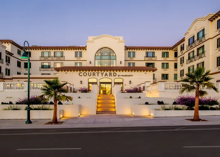 Hotel Courtyard By Marriott Santa Cruz