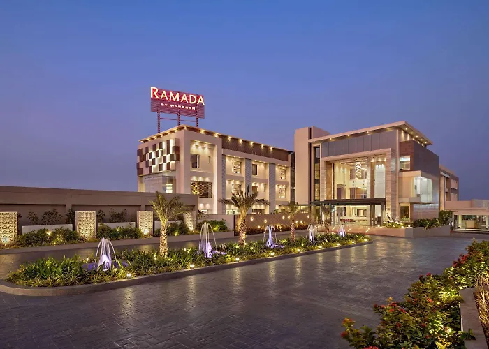 Ramada By Wyndham Gandhidham Shinay Hotel