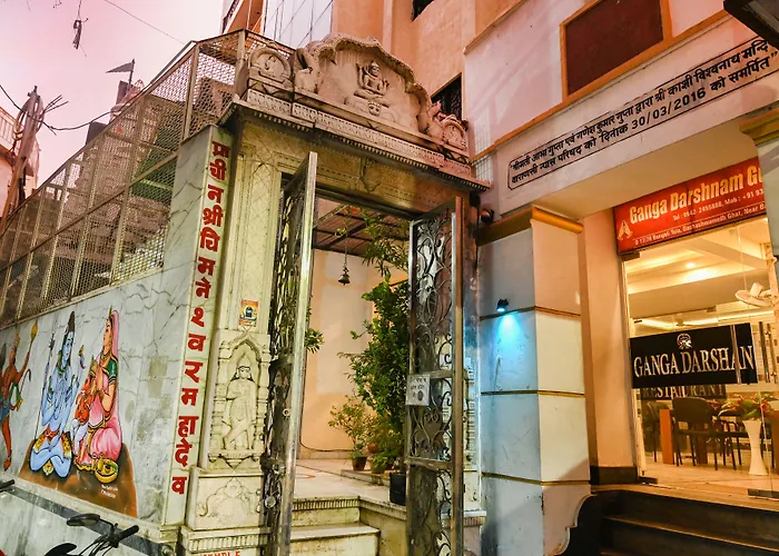 Ganga Darshanam Guesthouse At Dashashwamedh Ghat Varanasi