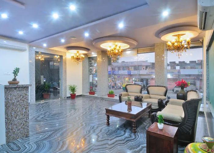 Trimrooms Mount Blue Jaipur