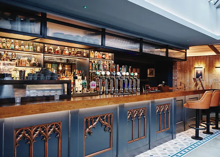 Kings Arms - Egham-Windsor Hotel