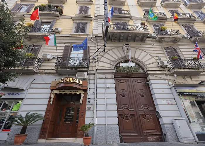 Garibaldi Suite Nápoles