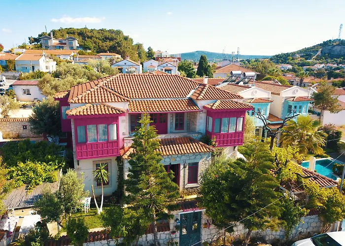 Aişem By Hire Otel Alaçatı