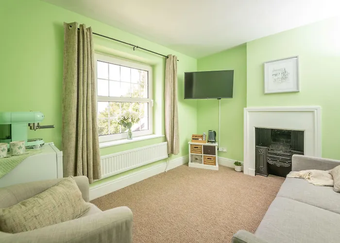 Rising Sun Pub, Restaurant And Rooms Lacock