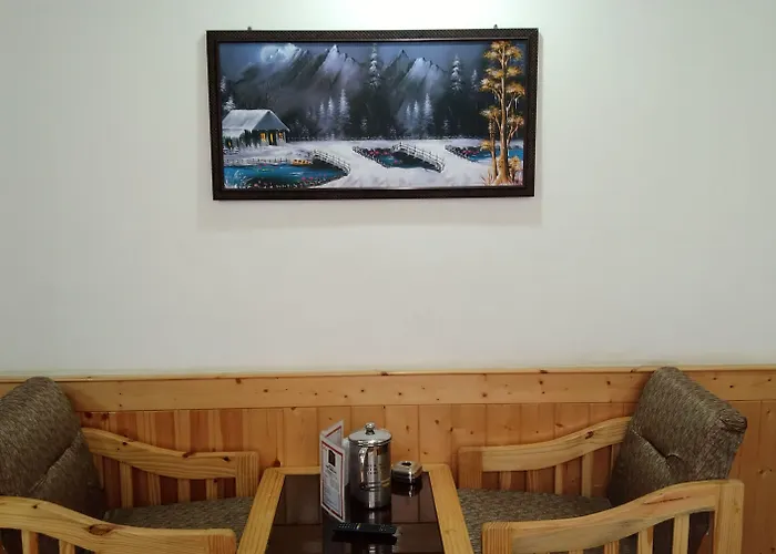 Hotel Uday Himalaya Manali 