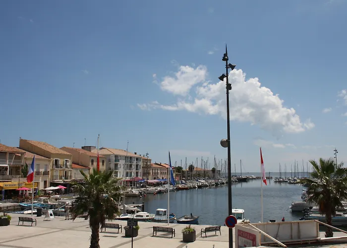 Hotel-Restaurant Du Port Mèze