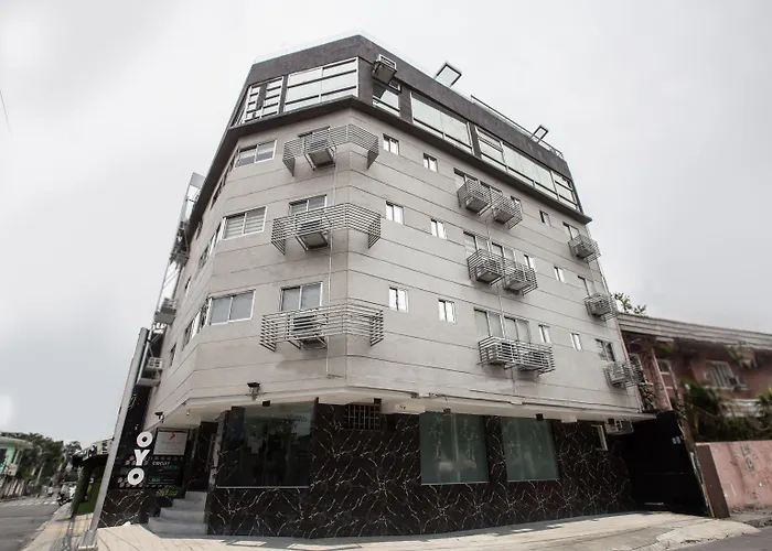 Circuit Hostel Makati City