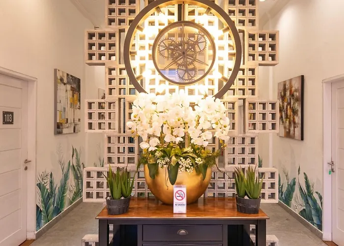 Reddoorz Premium Near Centre Point Mall Medan